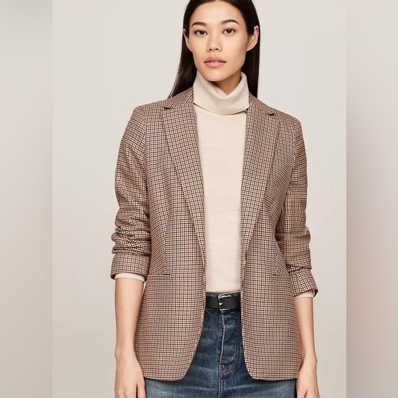 Tommy Hilfiger Jackets & Blazers - Tommy Hilfiger Women's Tan Checkered Blazer
